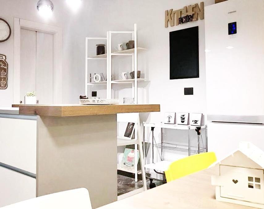 Apartament Bed&Coffee Napoli - Scarlatti Zewnętrze zdjęcie
